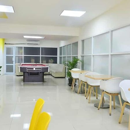 Catania Inn Palembang Exterior foto