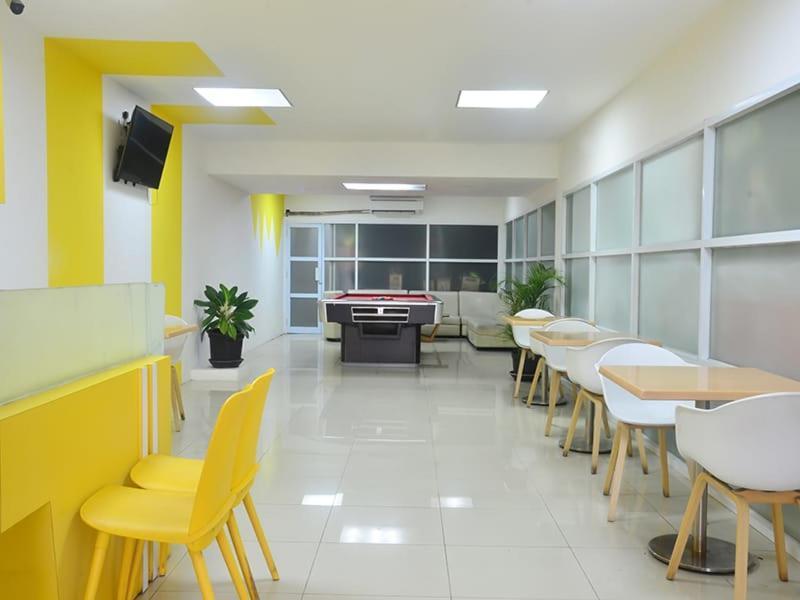 Catania Inn Palembang Exterior foto